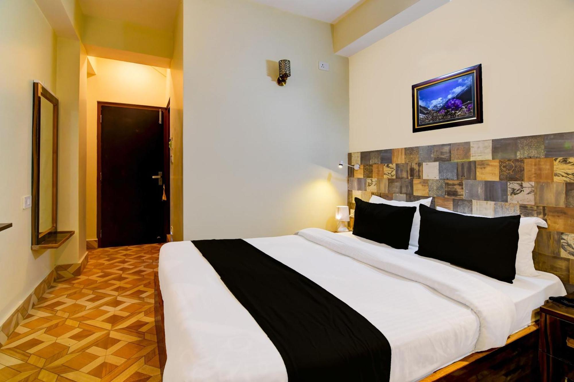 Super Townhouse Downtown Gangtok Hotel Buitenkant foto